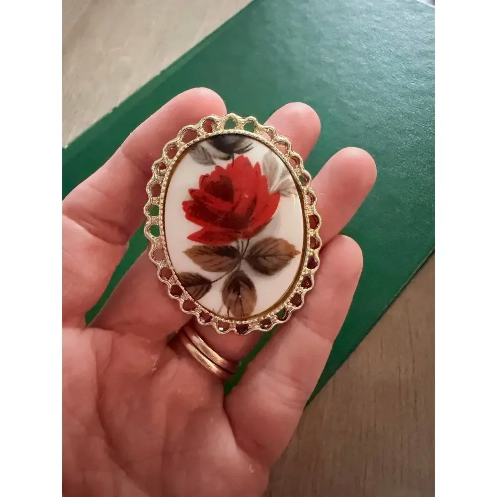 Vintage Floral Brooch/Pin Milk Glass Painted Red Rose Leaves Filagree Goldtone